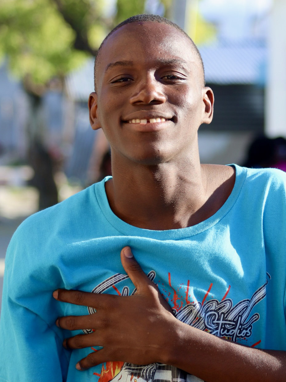 Photo of Alialonzo