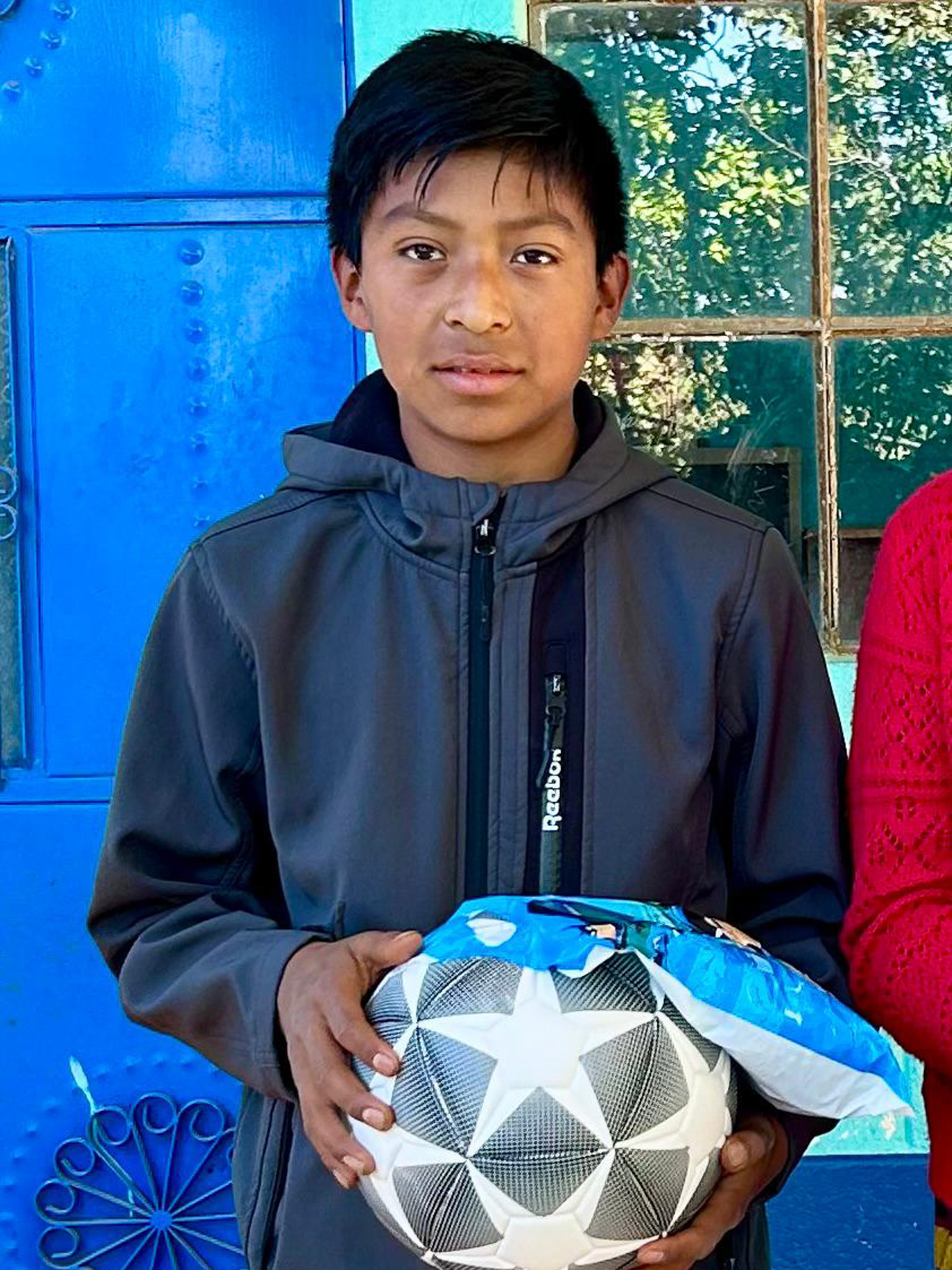 Oliver Isaias Cum Ejcalon